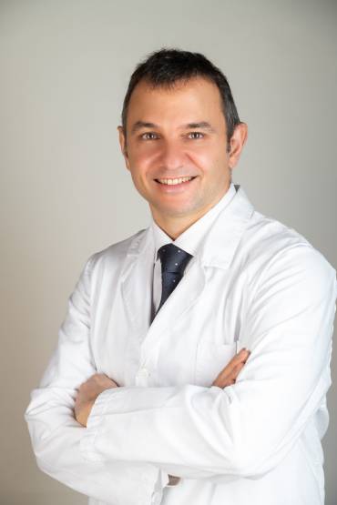 Dott. Davide Blonna Medico Chirurgo Specialista in Ortopedia e Traumatologia